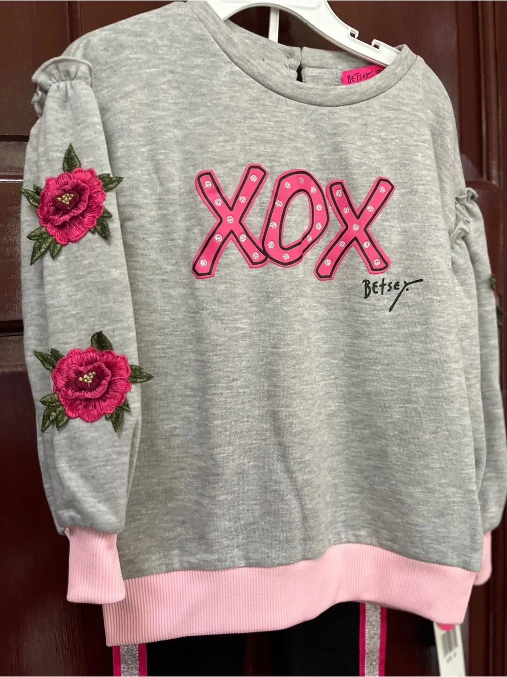 Betsey Johnson Gray & Pink XOX Sweatshirt with Black Leggings